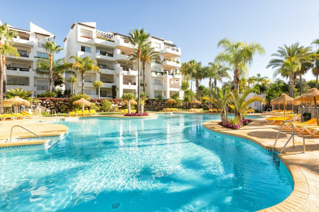 Appartement Sea & Mountain View Penthouse à Estepona Extérieur photo